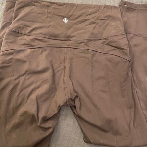 Lululemon In Movement Leggings 25” size 8